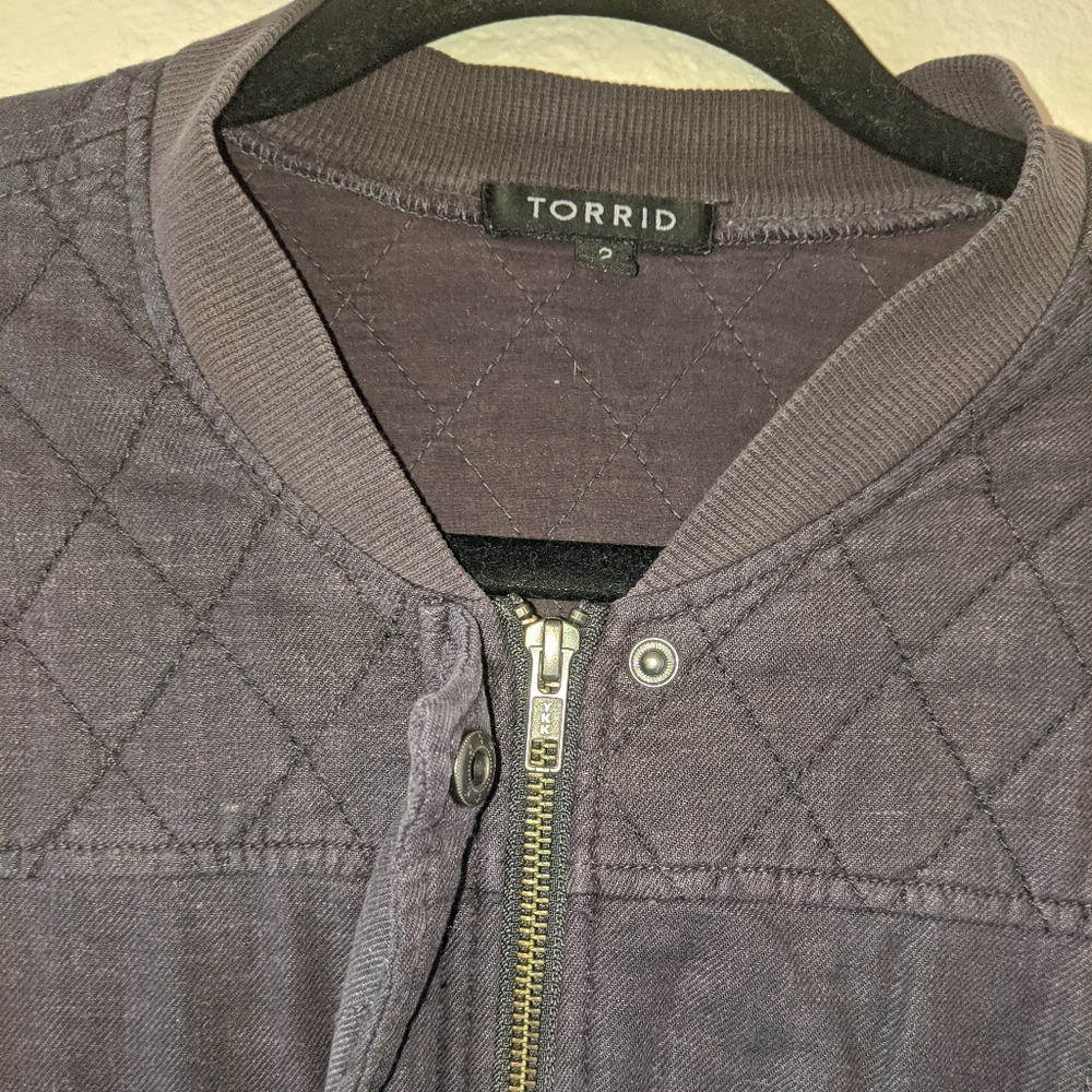 Light weight jacket - Picture 2 of 5